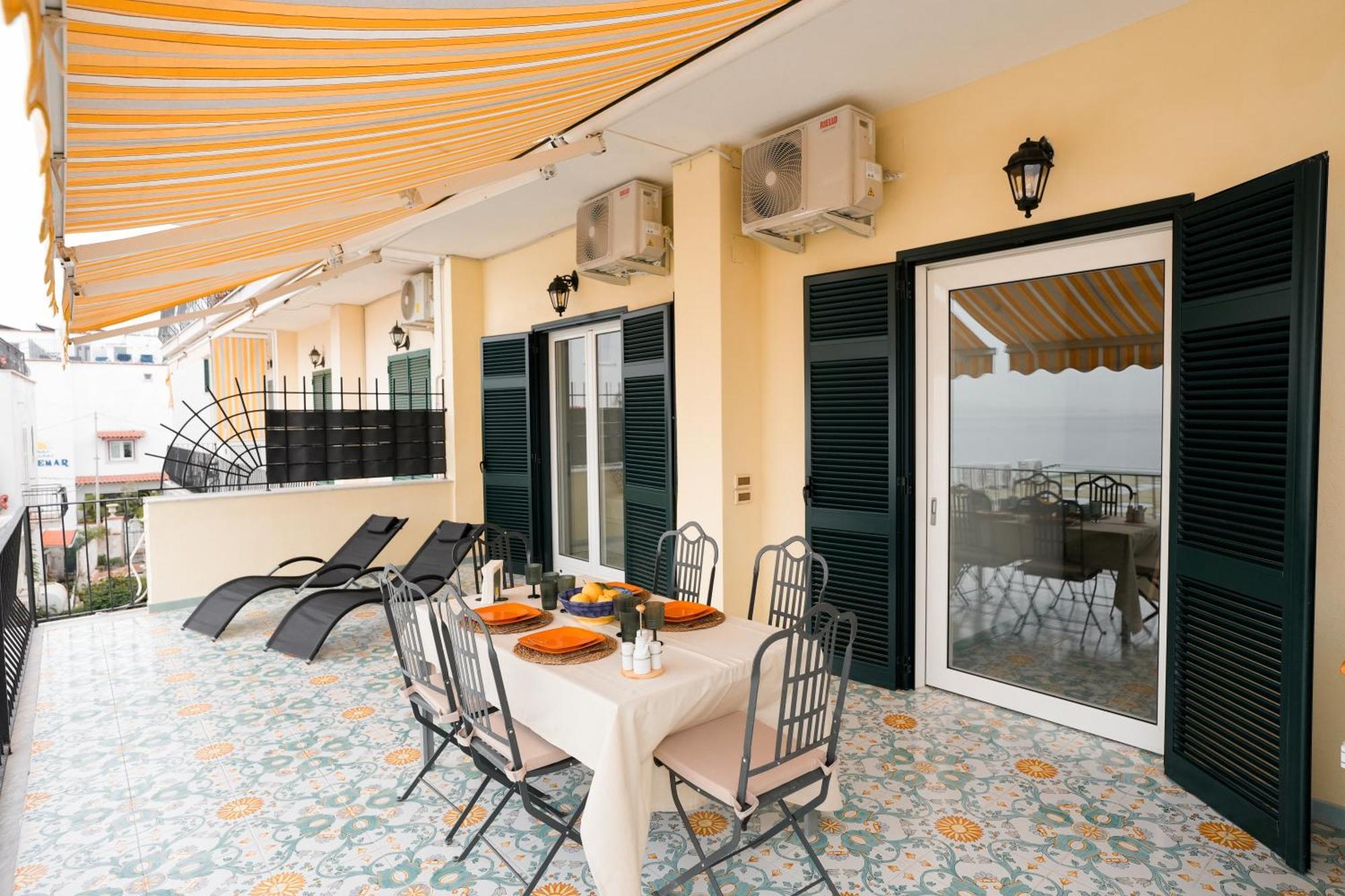 Ammore Ammare Apartment Иския Екстериор снимка